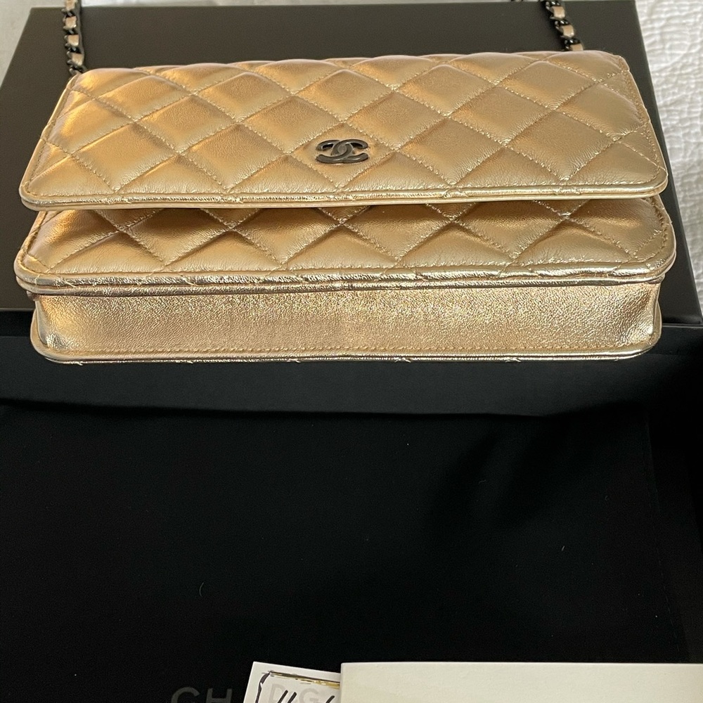 ‼️SOLD‼️NEW Chanel Gold WOC Wallet Clutch Black - Picture 7 of 11